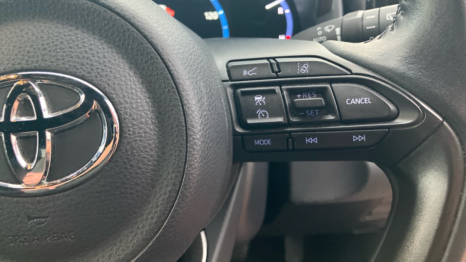 Used Toyota Yaris Cross 2023 for sale - 76477144: Photo 39