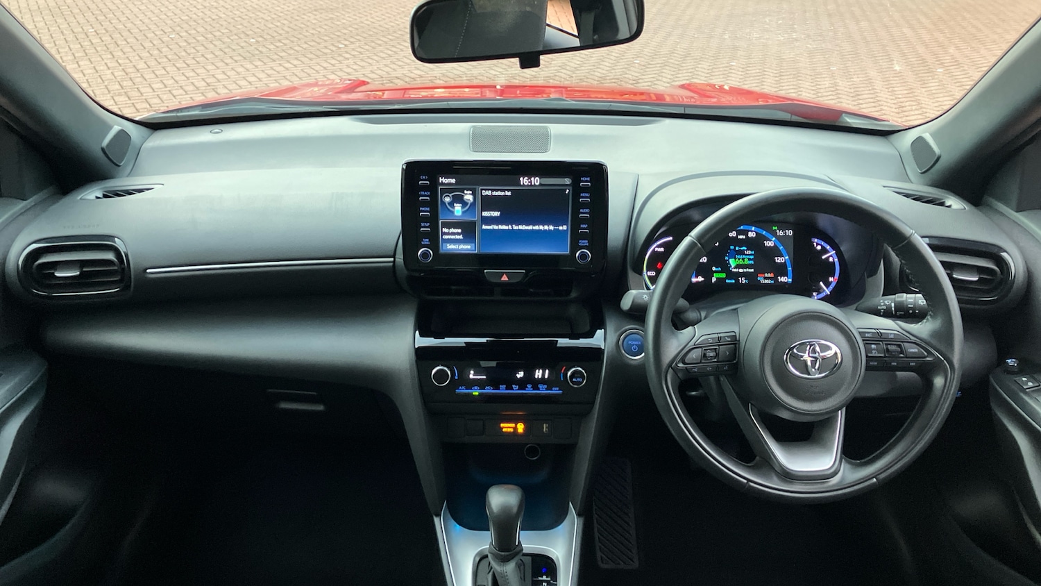 Used Toyota Yaris Cross 2023 for sale - 76477144: Photo 5