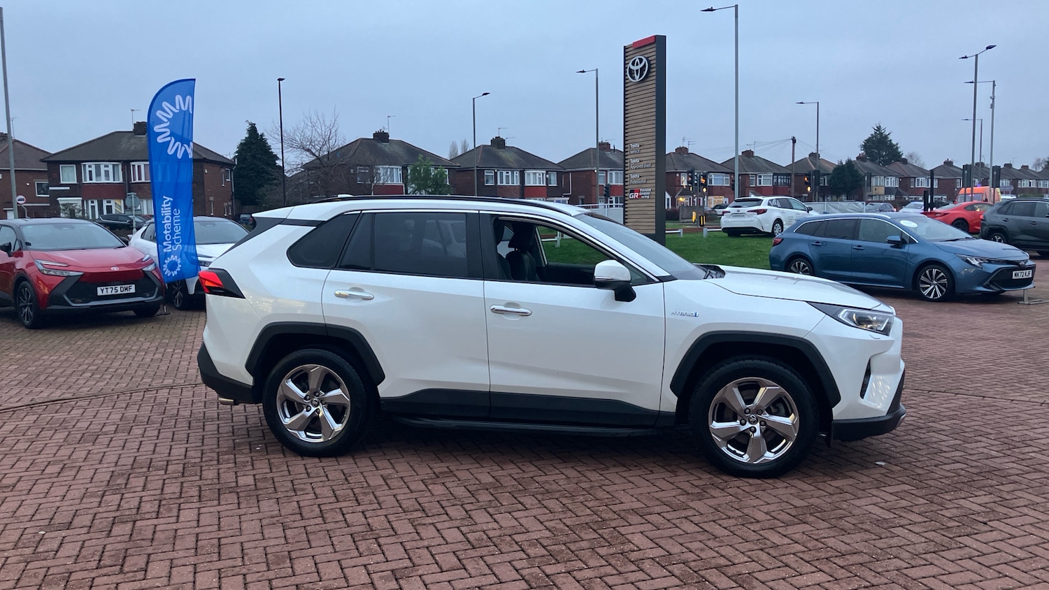 Used Toyota RAV4 2020 for sale - 77069561: Photo 35