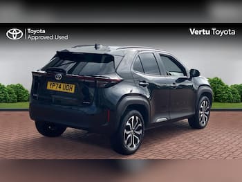 Used Toyota Yaris Cross 2024 for sale - 79867475: Photo