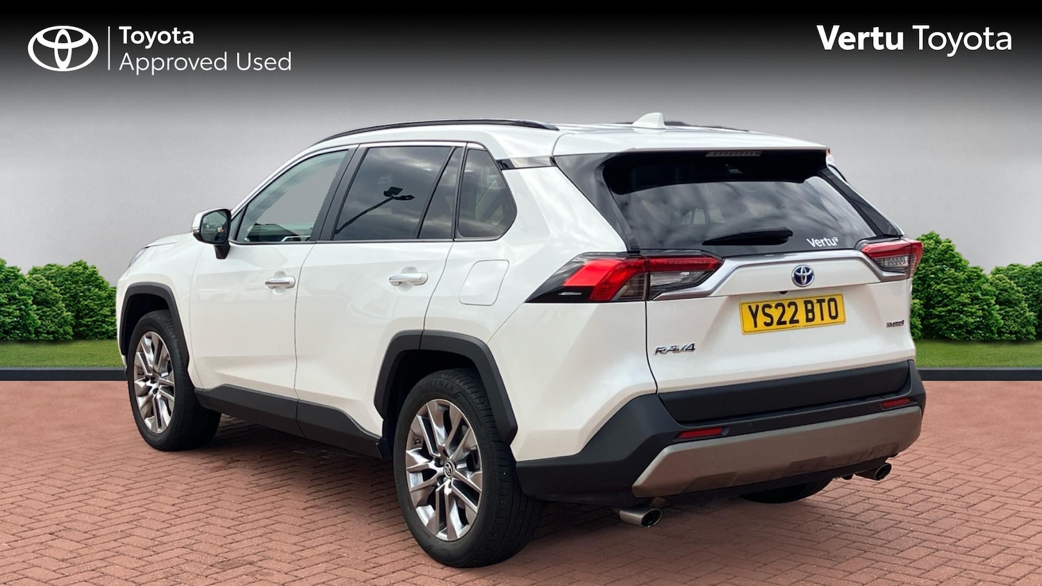 Used Toyota RAV4 2022 for sale - 76077100: Photo 4