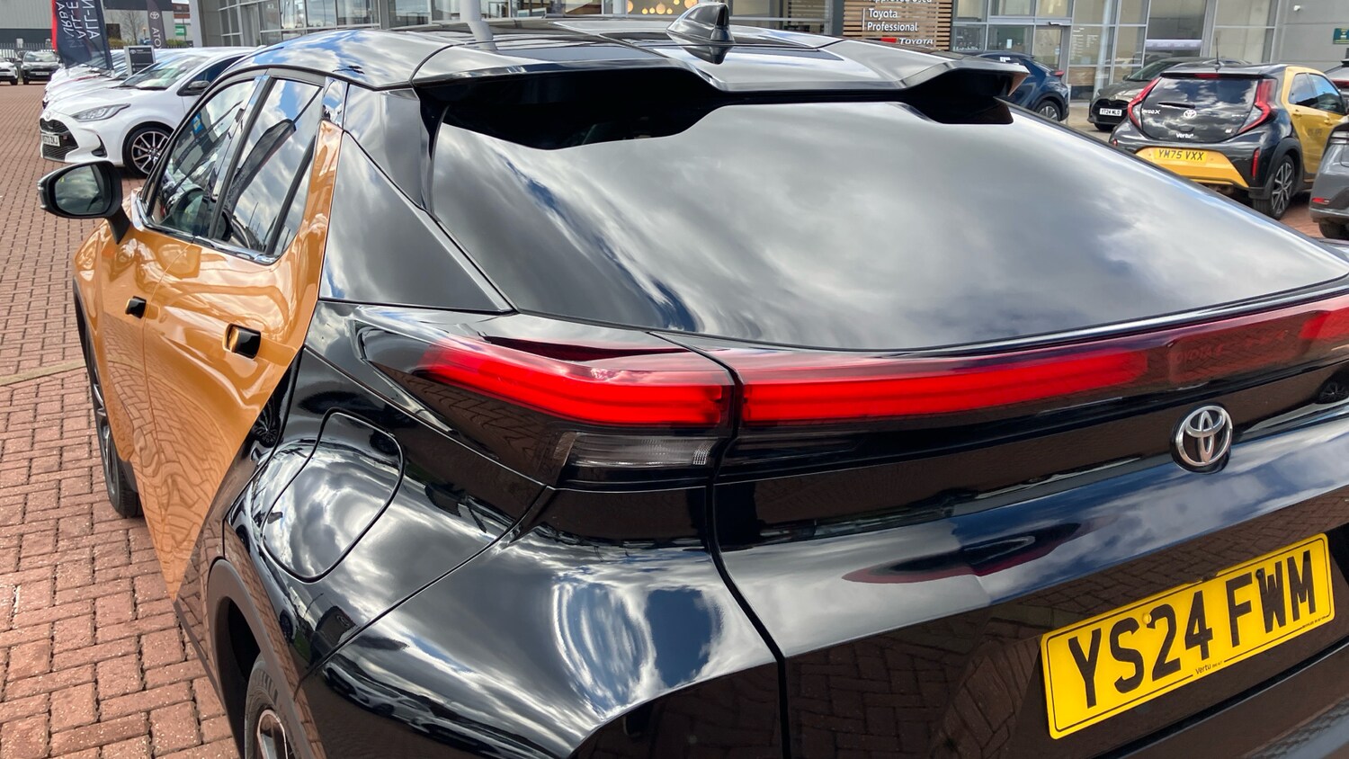 Used Toyota C-HR 2024 for sale - 78161796: Photo 22