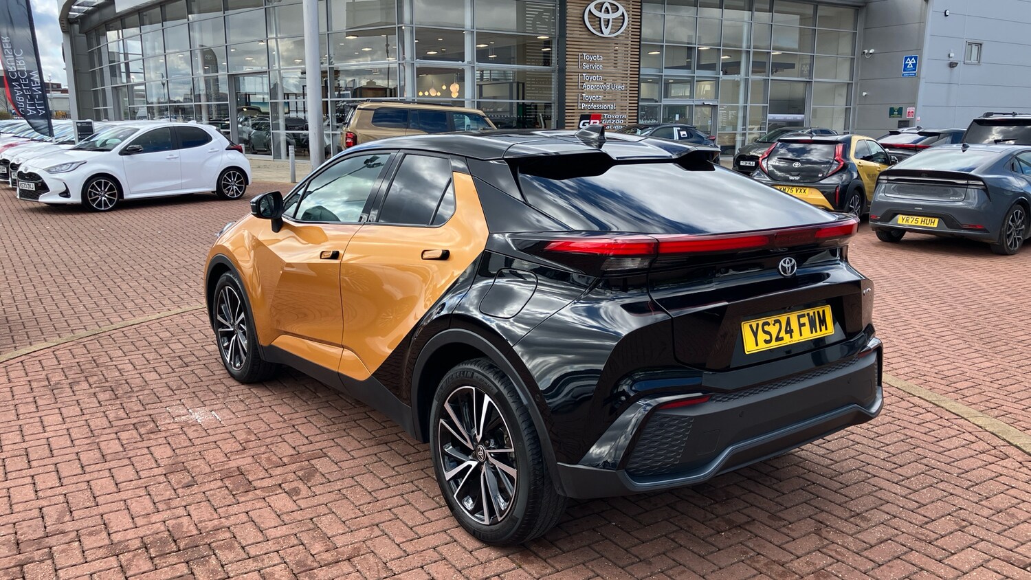 Used Toyota C-HR 2024 for sale - 78161796: Photo 34