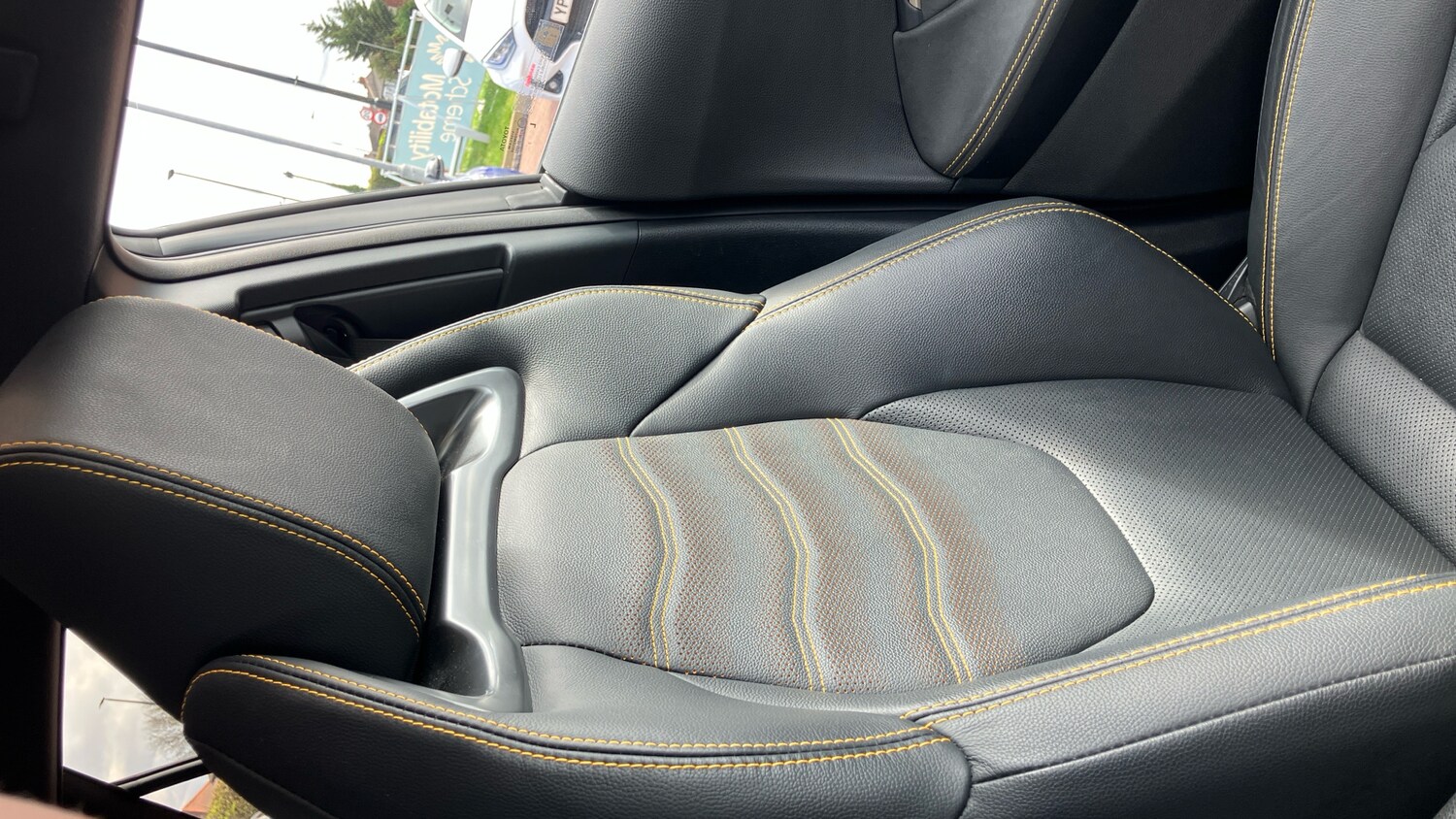 Used Toyota C-HR 2024 for sale - 78161796: Photo 44