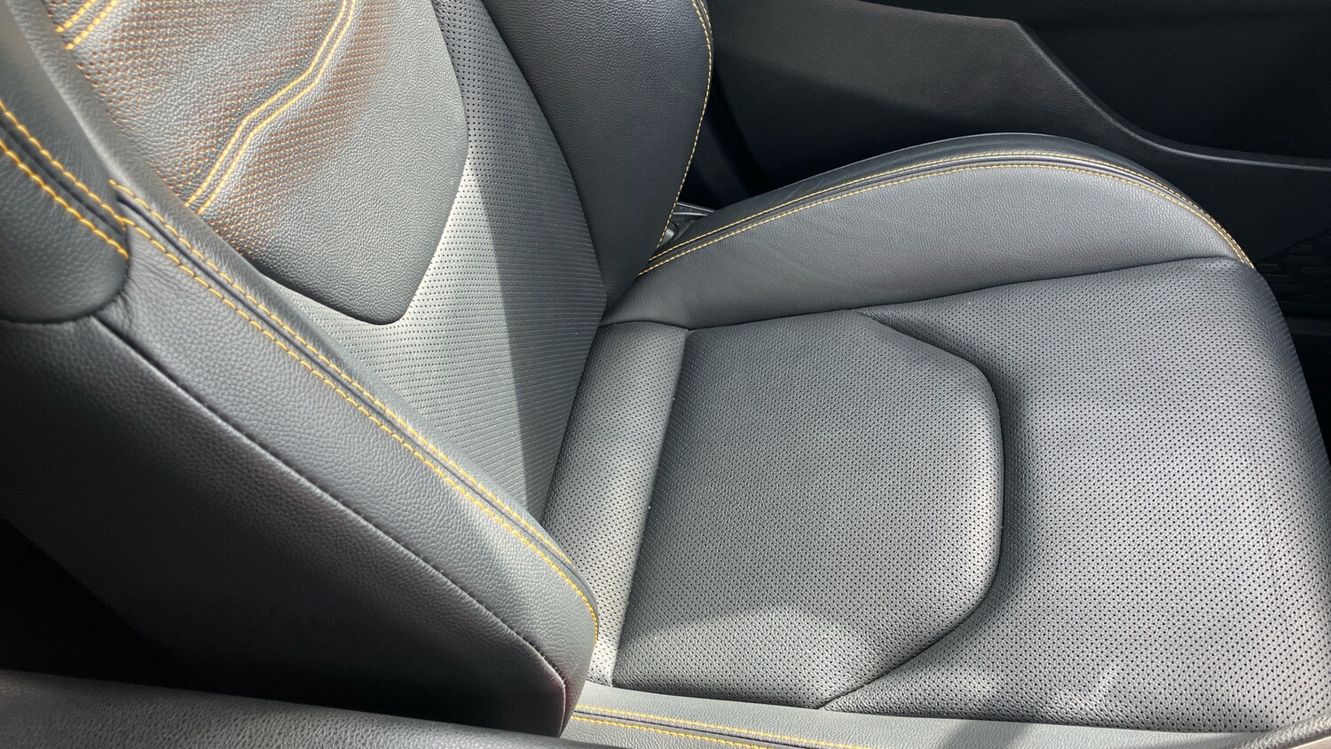 Used Toyota C-HR 2024 for sale - 78161796: Photo 45