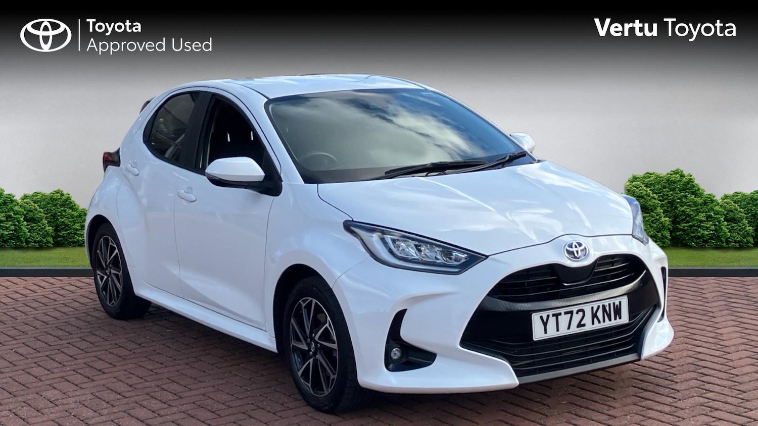 Used Toyota Yaris 2022 for sale - 76980769: Photo 1