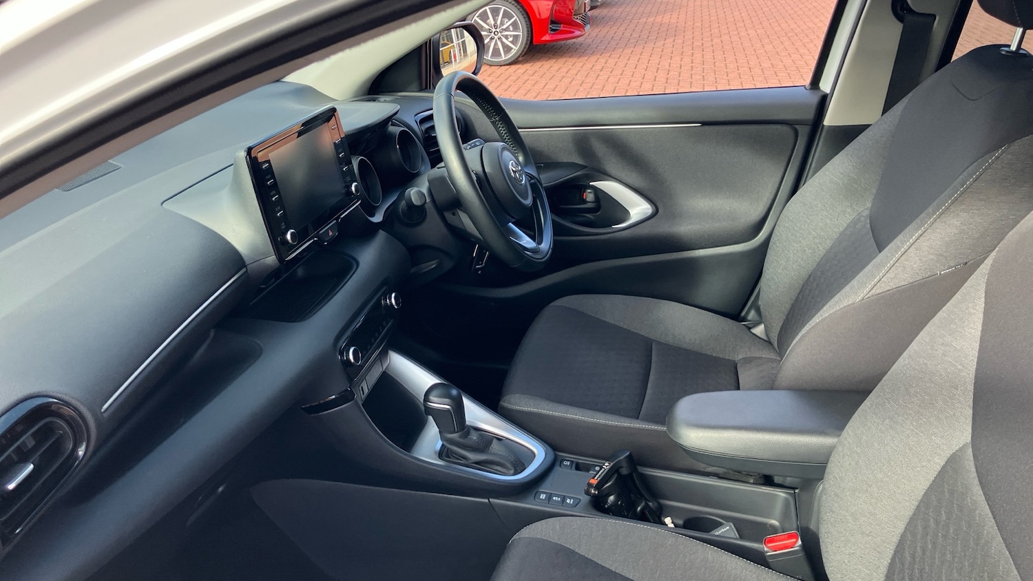 Used Toyota Yaris 2022 for sale - 76980769: Photo 10