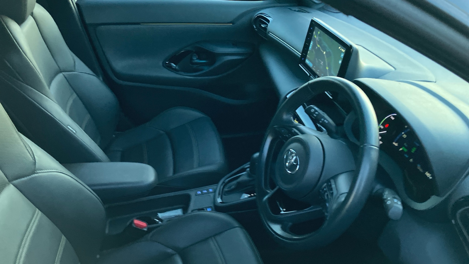 Used Toyota Yaris Cross 2022 for sale - 76859652: Photo 11