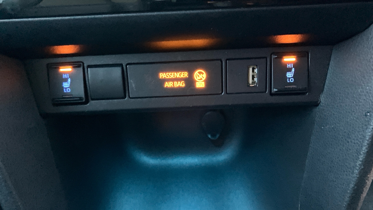 Used Toyota Yaris Cross 2022 for sale - 76859652: Photo 36