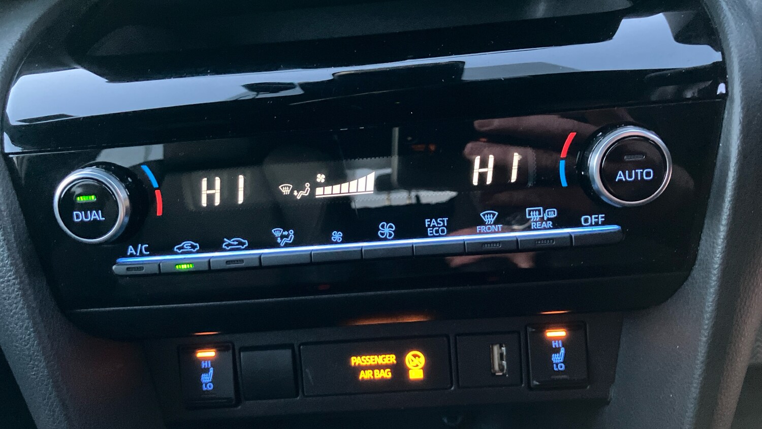 Used Toyota Yaris Cross 2022 for sale - 76859652: Photo 37