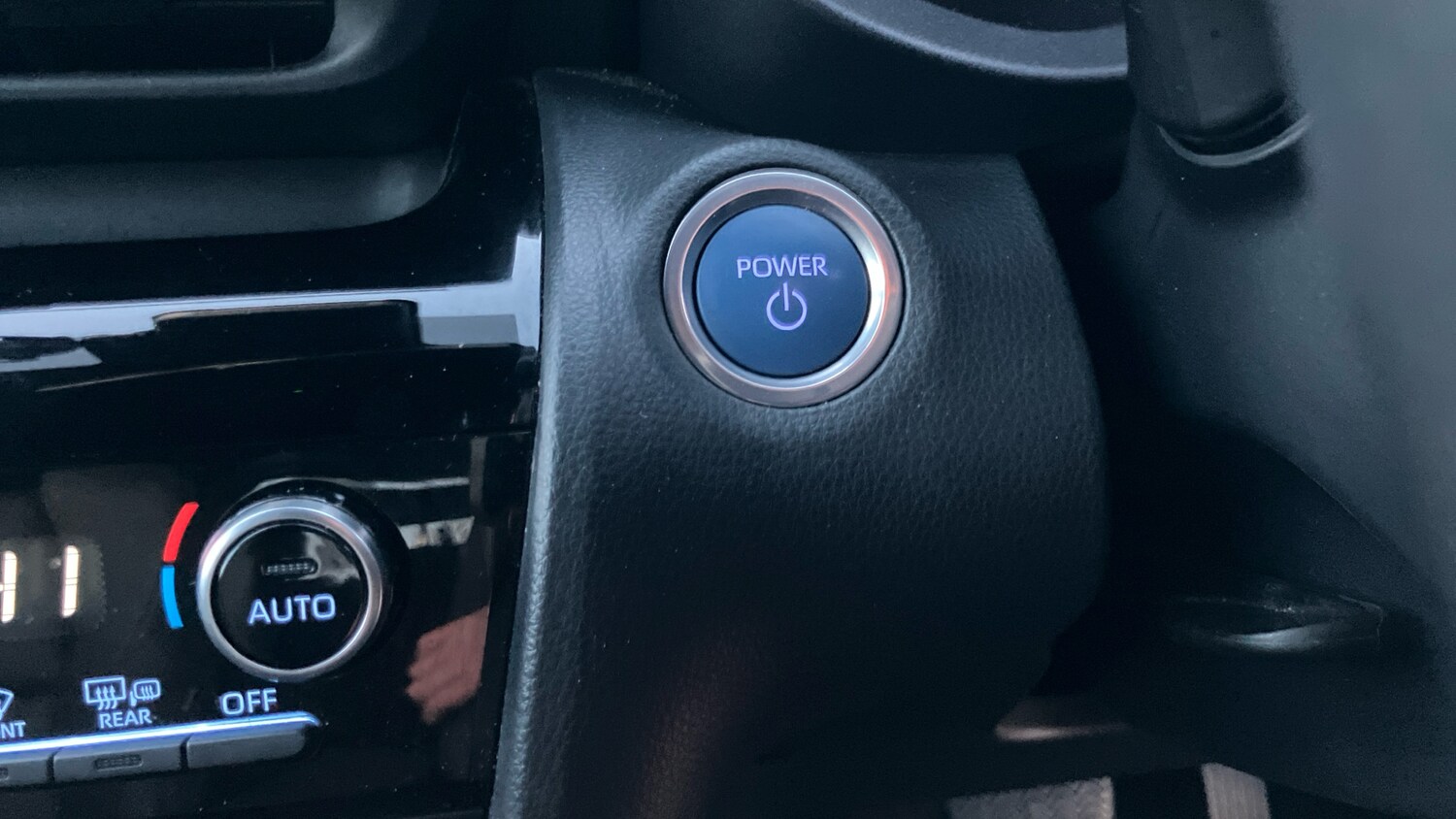 Used Toyota Yaris Cross 2022 for sale - 76859652: Photo 38