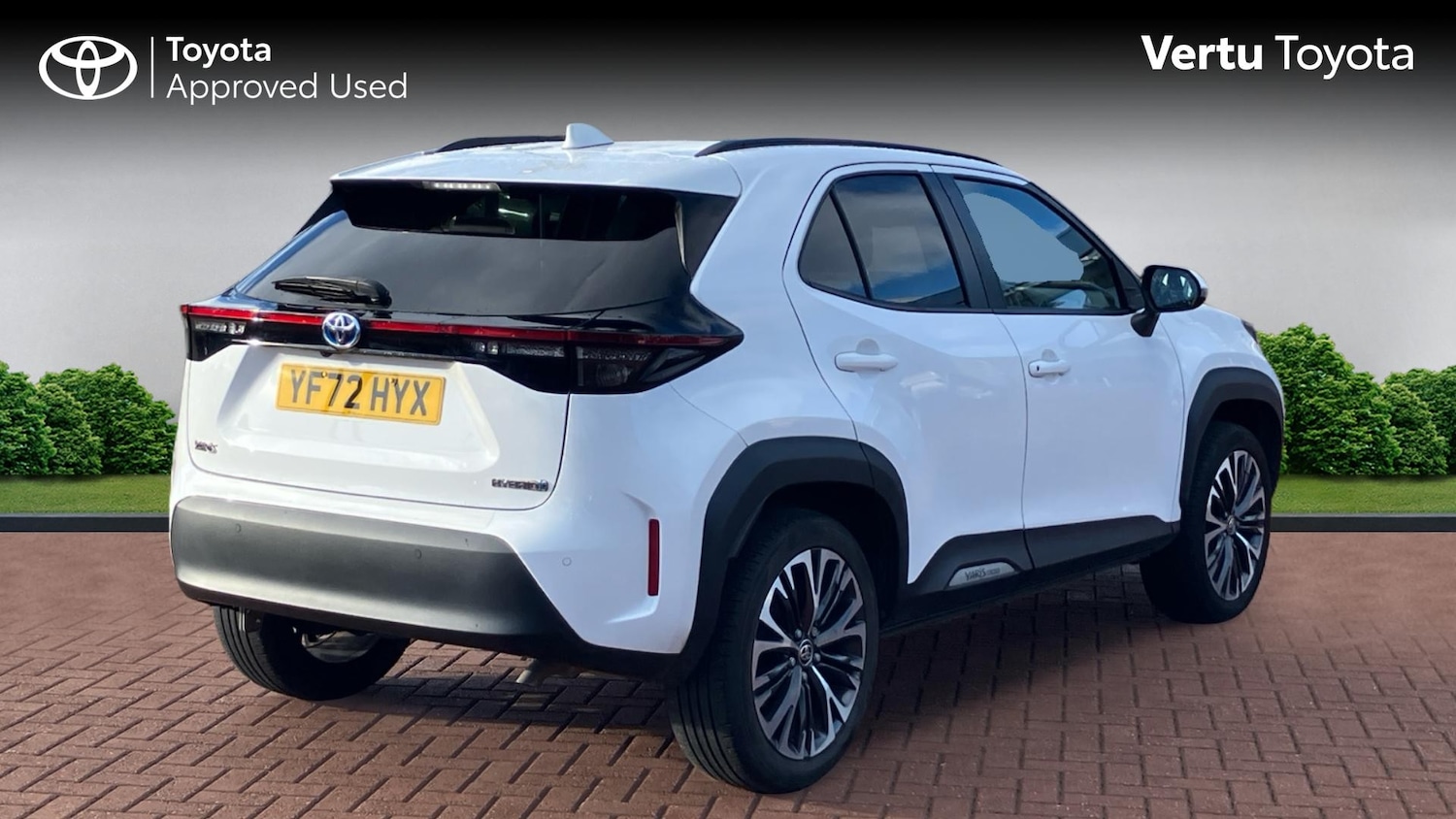 Used Toyota Yaris Cross 2022 for sale - 77639144: Photo 2