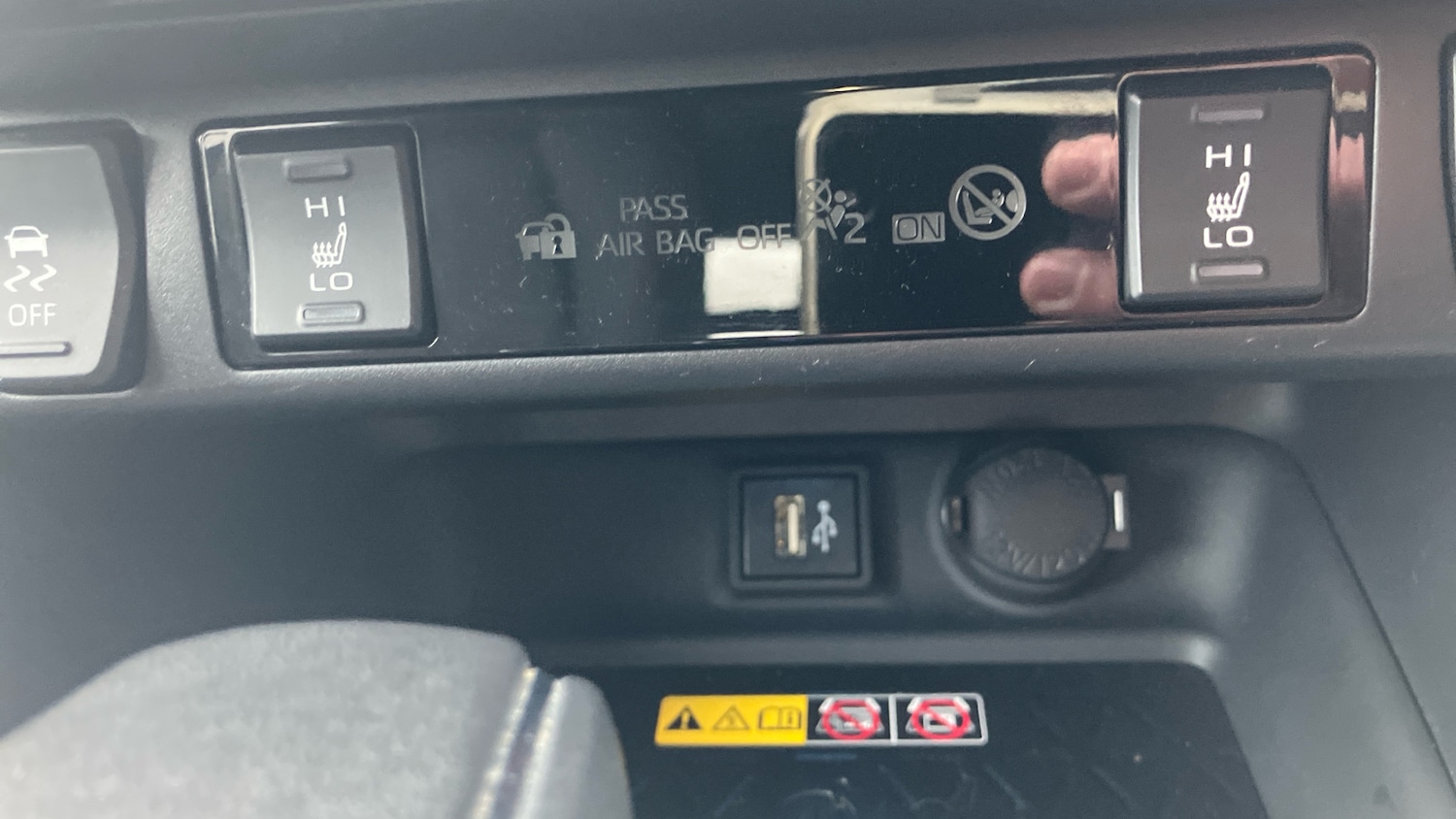 Used Toyota RAV4 2023 for sale - 76891969: Photo 37