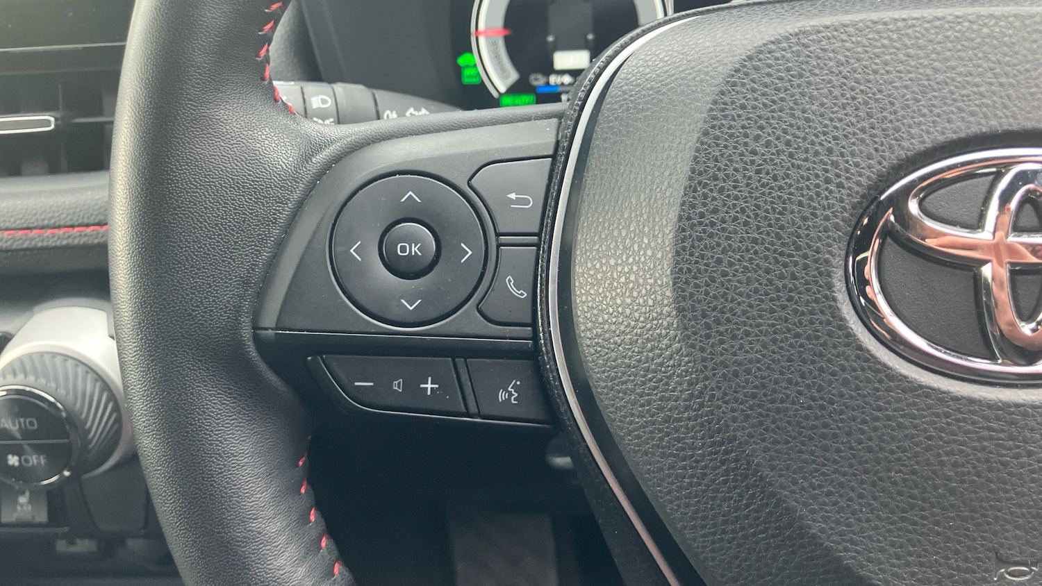 Used Toyota RAV4 2023 for sale - 76891969: Photo 40