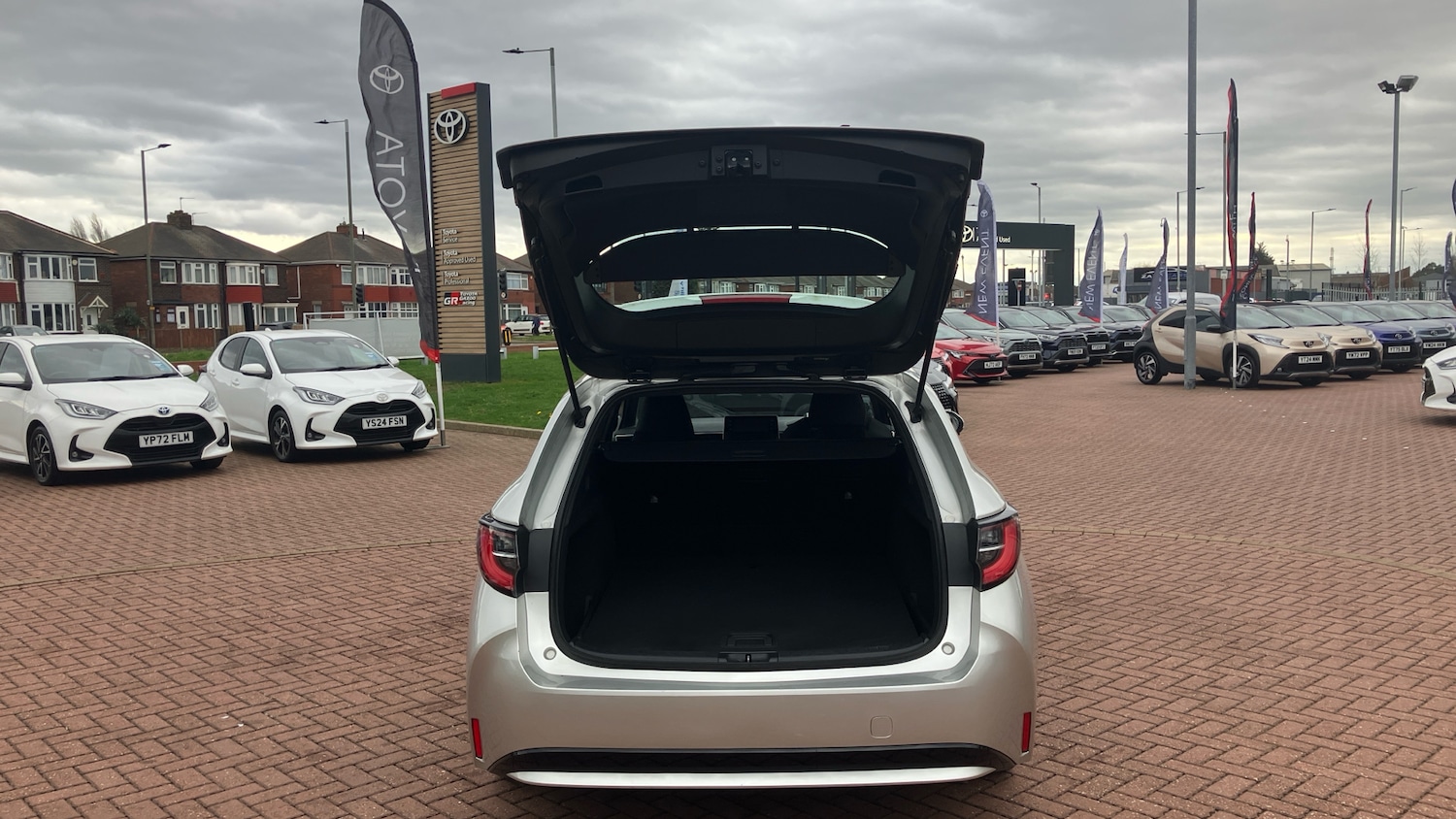 Used Toyota Corolla 2023 for sale - 78031417: Photo 33