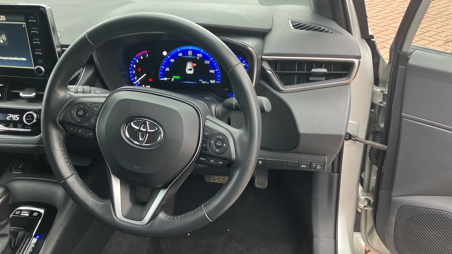 Used Toyota Corolla 2023 for sale - 78031417: Photo 8