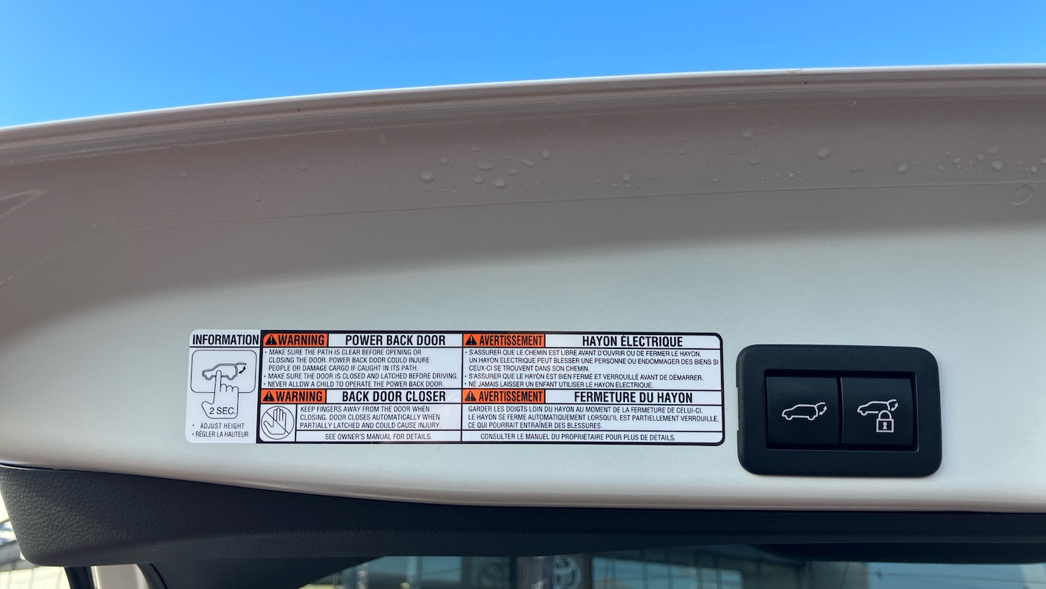 Used Toyota Yaris Cross 2023 for sale - 76603285: Photo 28