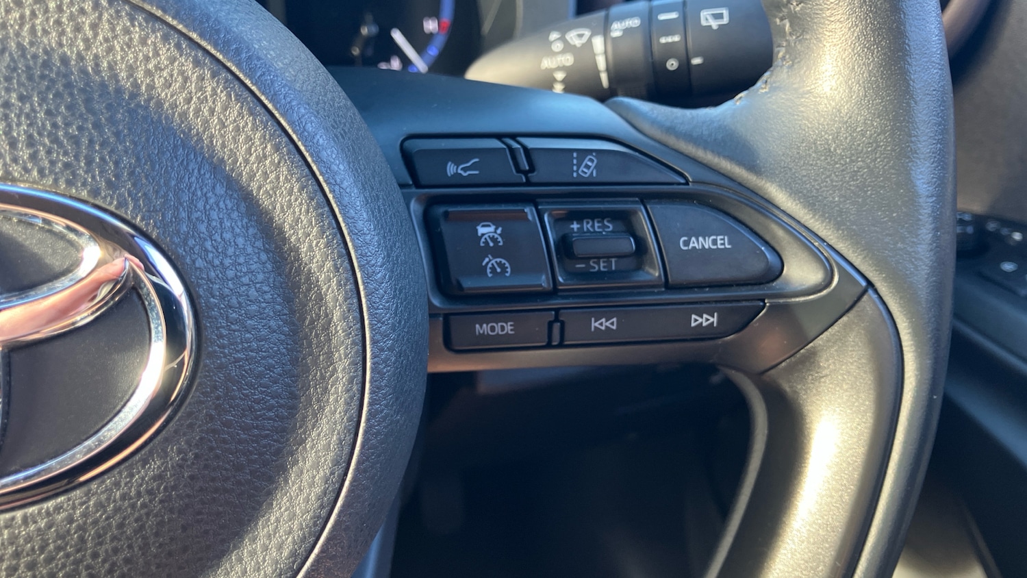 Used Toyota Yaris Cross 2023 for sale - 76603285: Photo 39