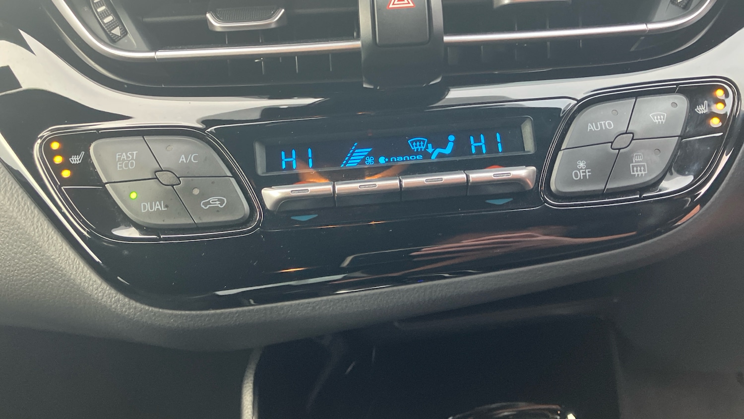 Used Toyota C-HR 2022 for sale - 76693246: Photo 36