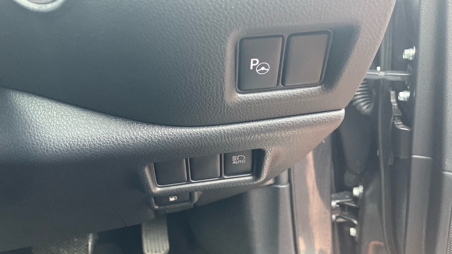 Used Toyota C-HR 2022 for sale - 76693246: Photo 39