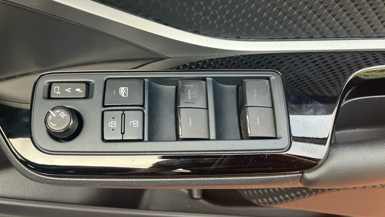 Used Toyota C-HR 2022 for sale - 76693246: Photo 40