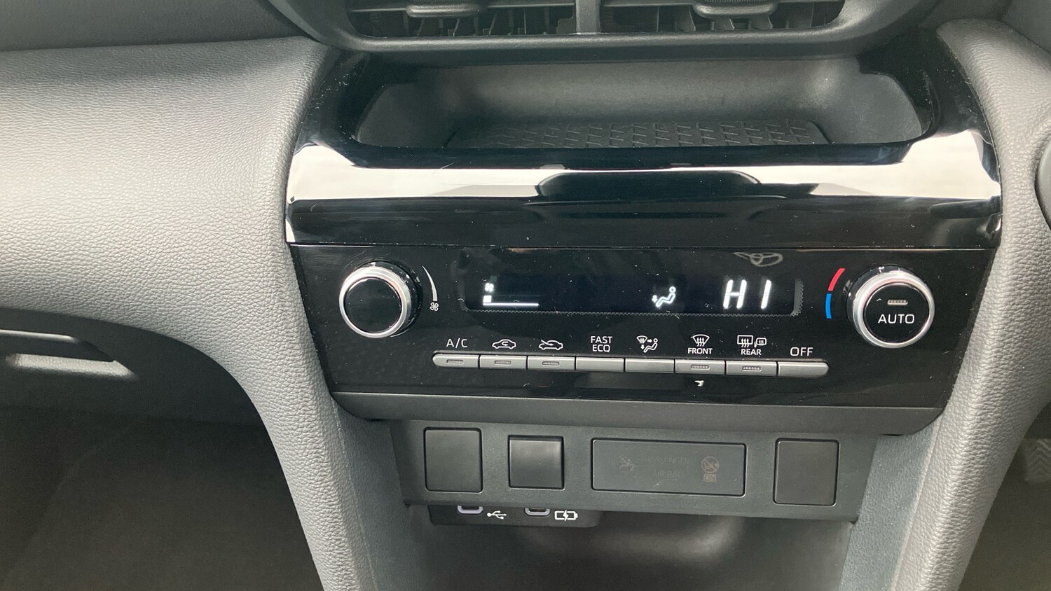 Used Toyota Yaris Cross 2025 for sale - 78149836: Photo 33