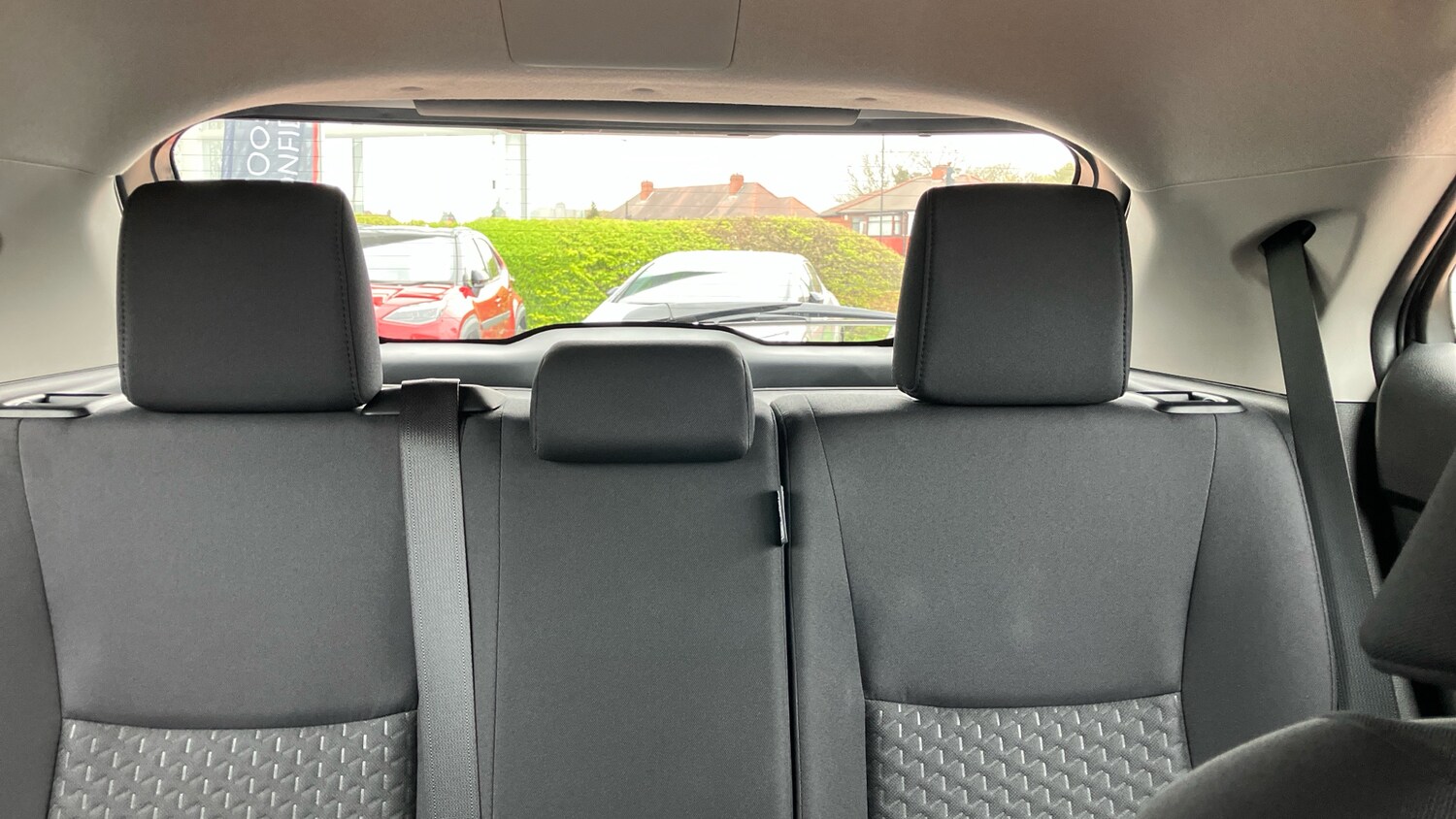 Used Toyota Yaris Cross 2025 for sale - 78149836: Photo 56