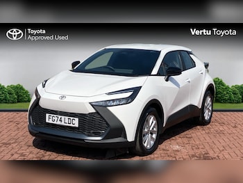 Used Toyota C-HR 2024 for sale - 78802103: Photo