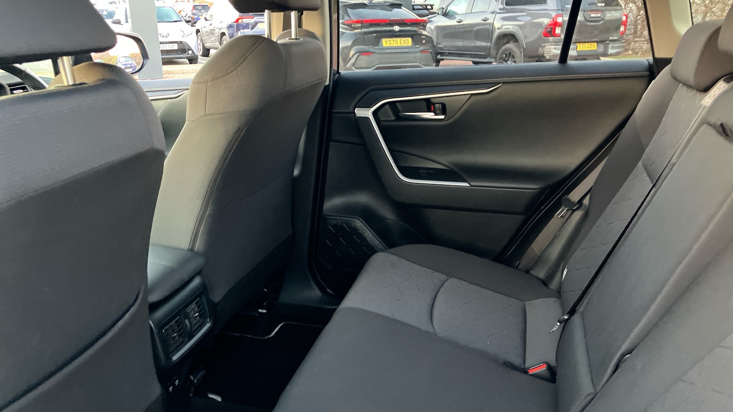 Used Toyota RAV4 2020 for sale - 76652220: Photo 13