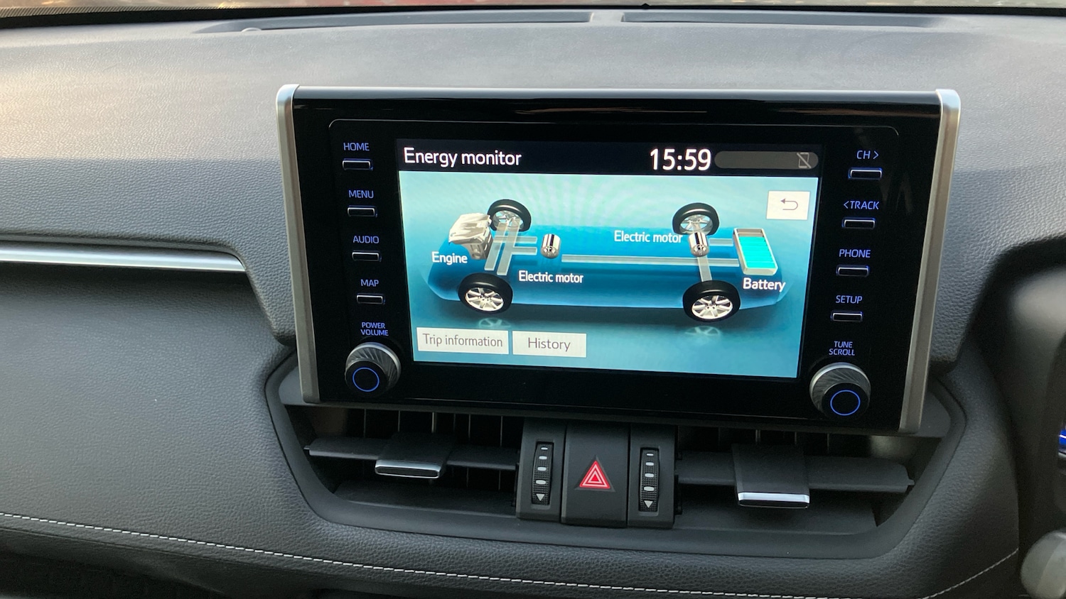 Used Toyota RAV4 2020 for sale - 76652220: Photo 24