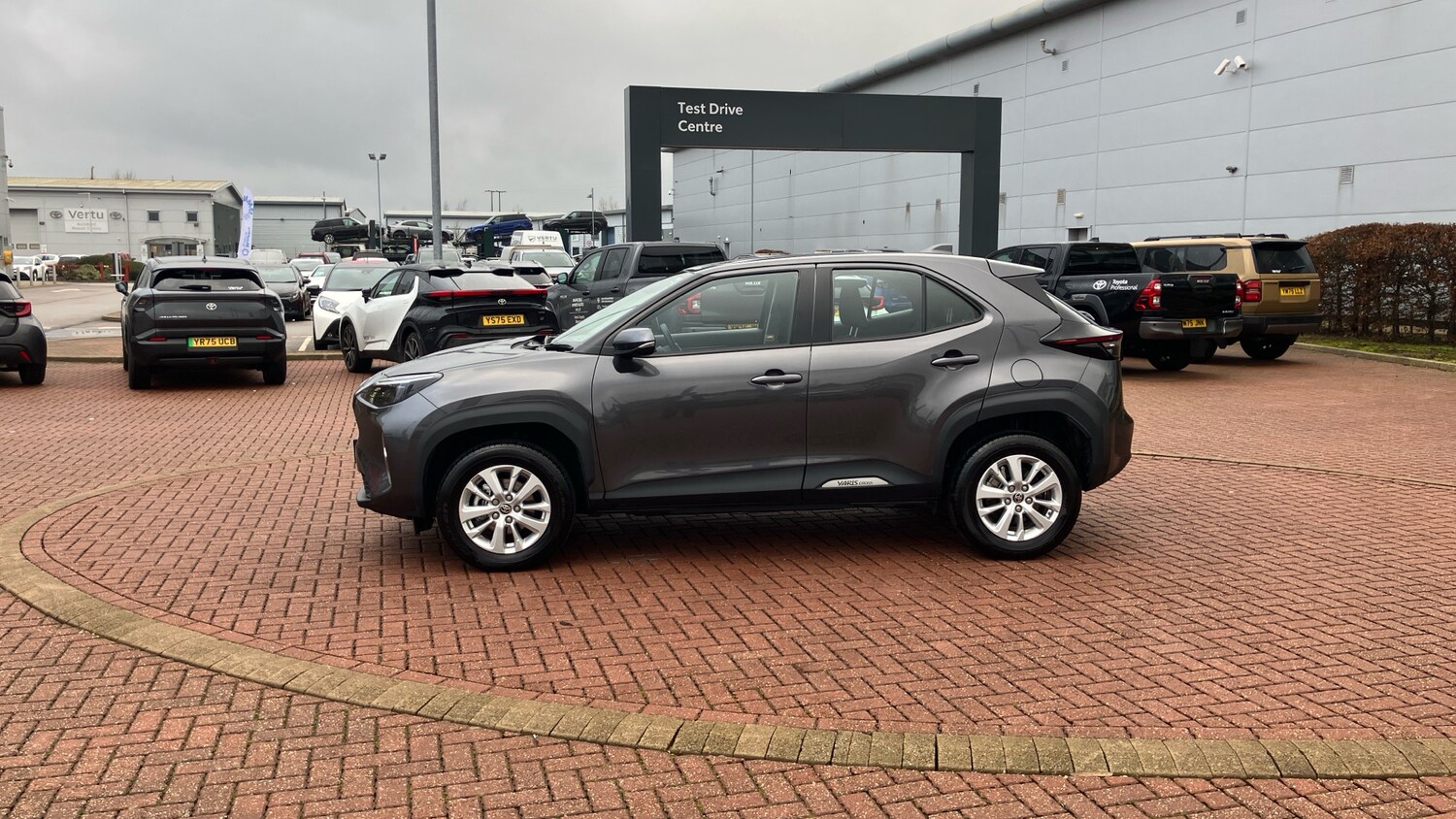 Used Toyota Yaris Cross 2024 for sale - 77901473: Photo 23