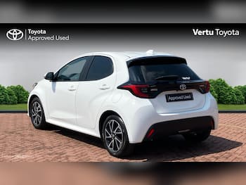 Used Toyota Yaris 2023 for sale - 79674701: Photo