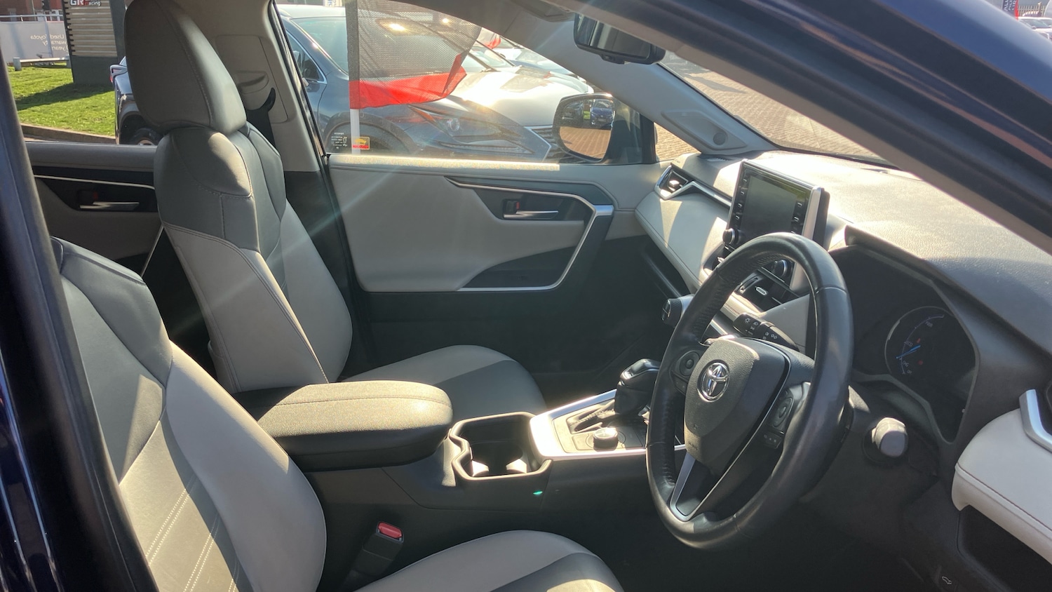 Used Toyota RAV4 2020 for sale - 77804362: Photo 11