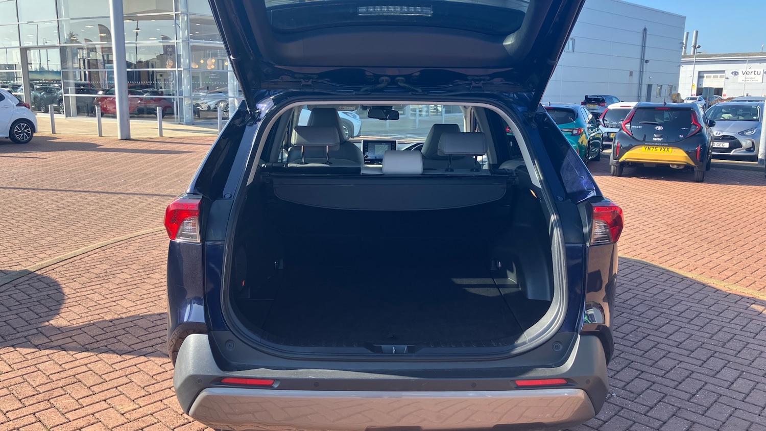 Used Toyota RAV4 2020 for sale - 77804362: Photo 14