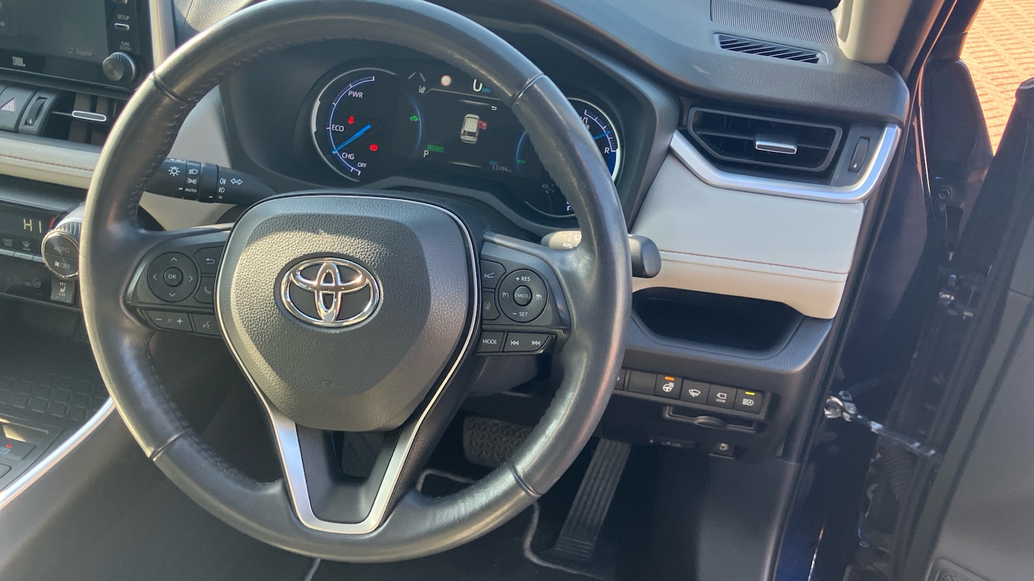 Used Toyota RAV4 2020 for sale - 77804362: Photo 8