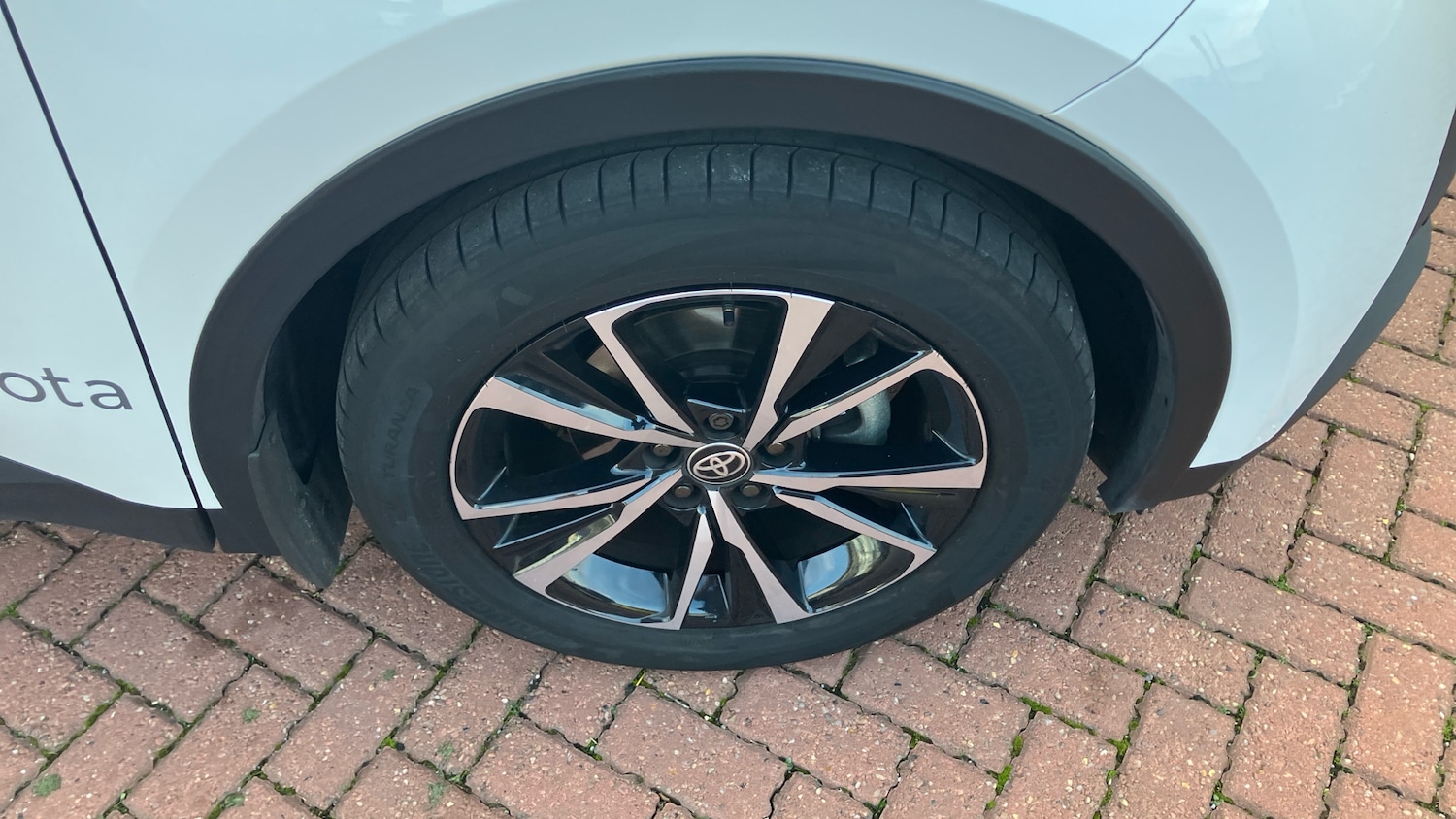 Used Toyota C-HR 2025 for sale - 77354226: Photo 29