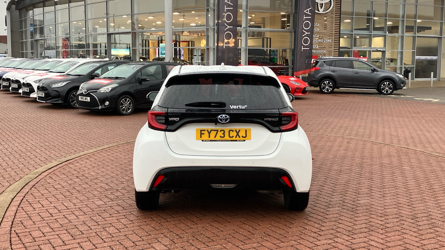 Used Toyota Yaris 2023 for sale - 76557285: Photo 19