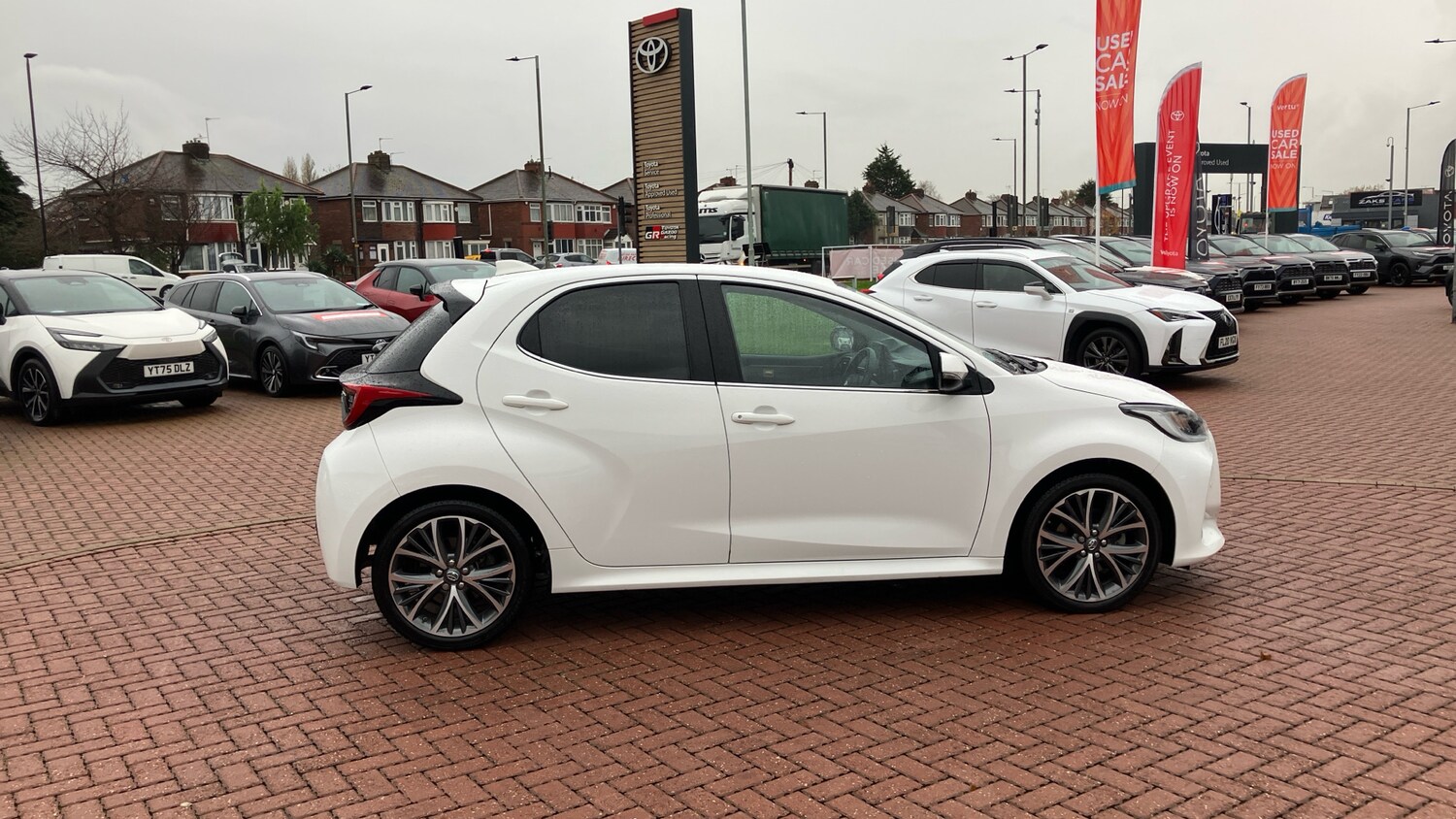 Used Toyota Yaris 2023 for sale - 76557285: Photo 28