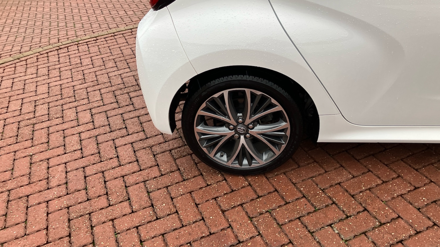 Used Toyota Yaris 2023 for sale - 76557285: Photo 29