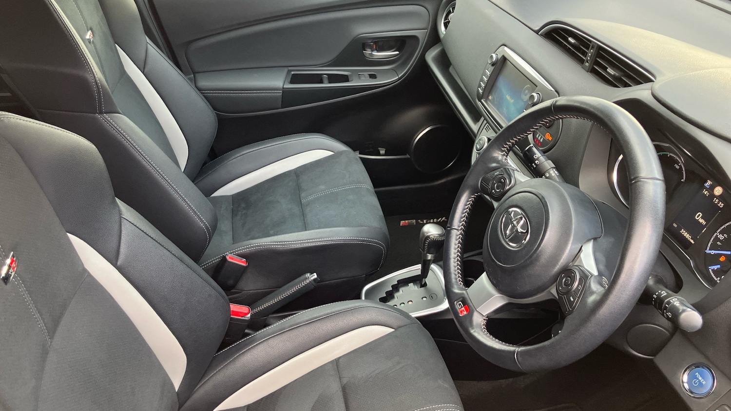 Used Toyota Yaris 2019 for sale - 76340967: Photo 11