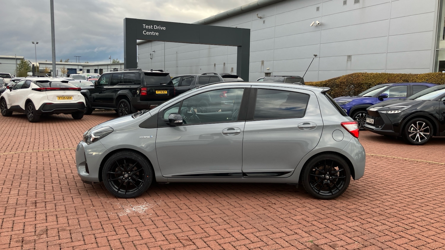 Used Toyota Yaris 2019 for sale - 76340967: Photo 17