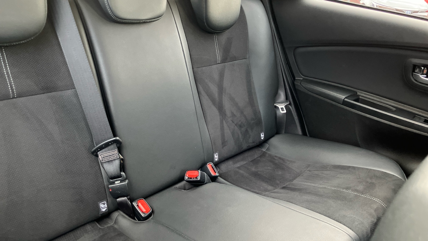 Used Toyota Yaris 2019 for sale - 76340967: Photo 20