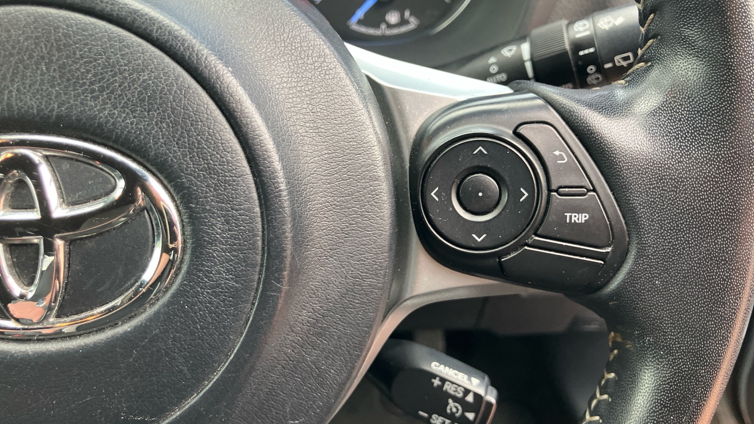 Used Toyota Yaris 2019 for sale - 76340967: Photo 39