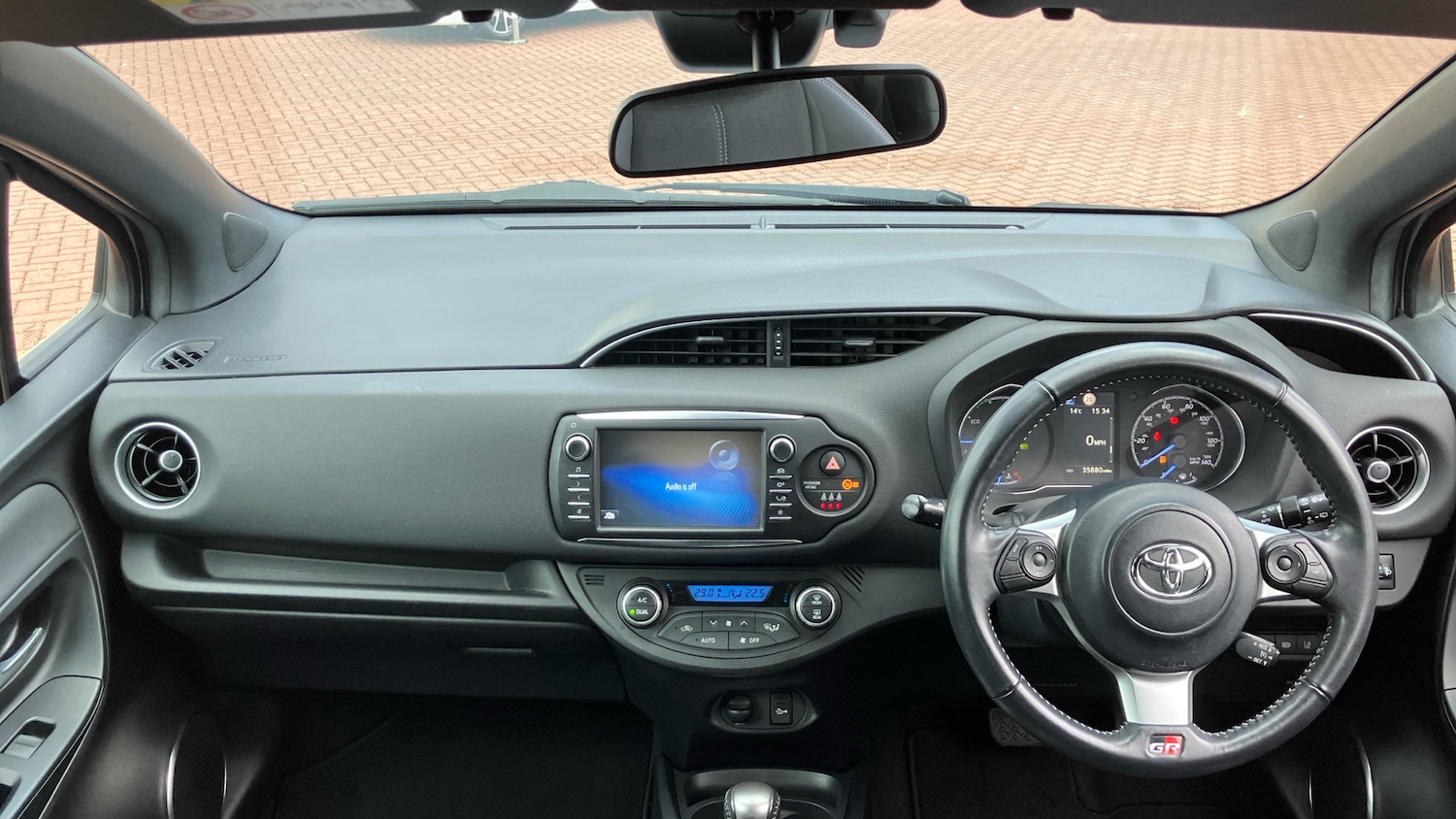 Used Toyota Yaris 2019 for sale - 76340967: Photo 5