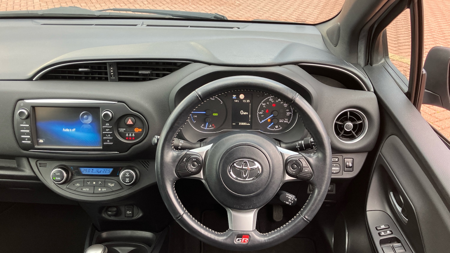 Used Toyota Yaris 2019 for sale - 76340967: Photo 6