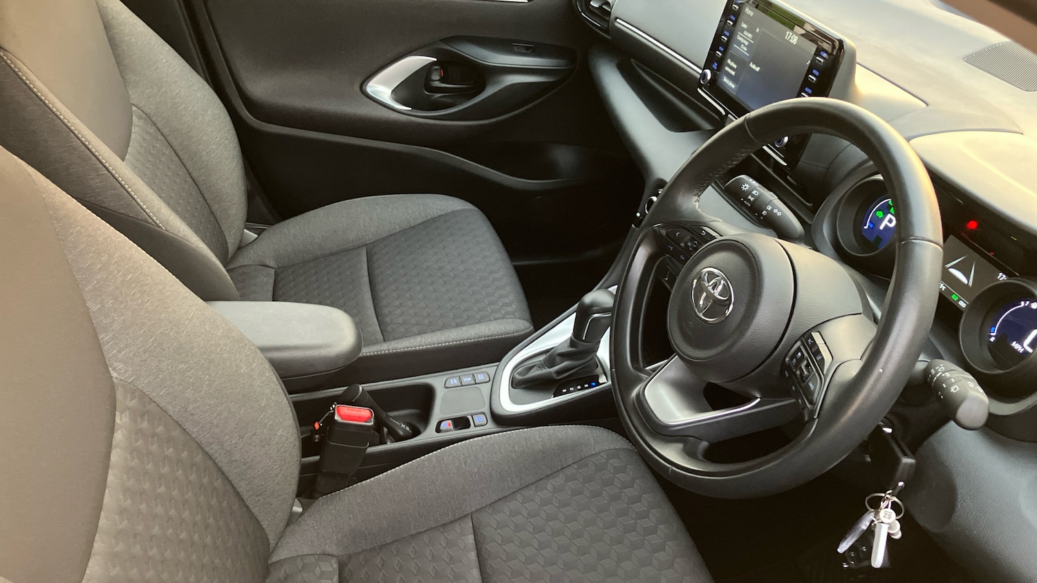 Used Toyota Yaris 2023 for sale - 76547583: Photo 11