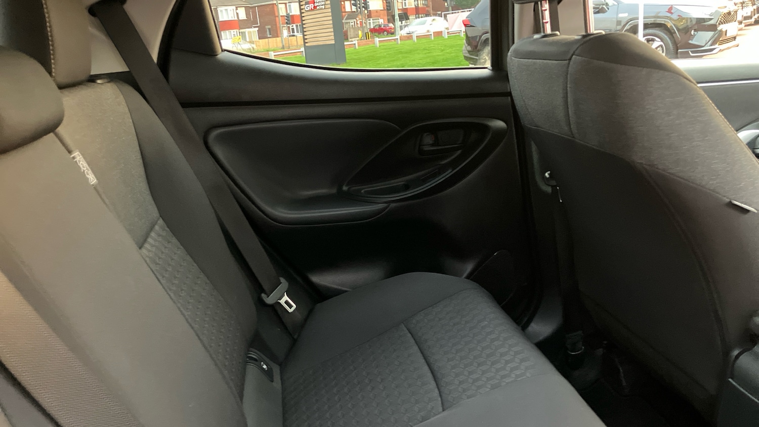 Used Toyota Yaris 2023 for sale - 76547583: Photo 12