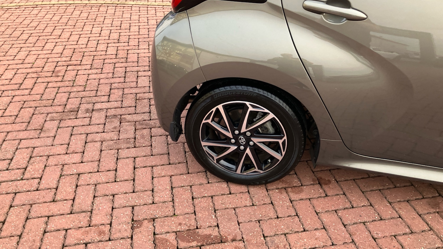 Used Toyota Yaris 2023 for sale - 76547583: Photo 34