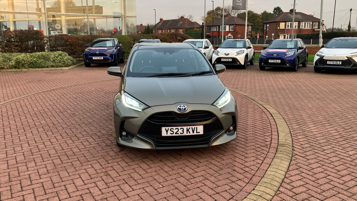 Used Toyota Yaris 2023 for sale - 76547583: Photo 38