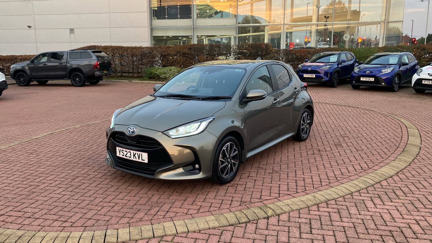 Used Toyota Yaris 2023 for sale - 76547583: Photo 39